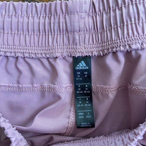 Adidas shorts - Picture 4 of 7